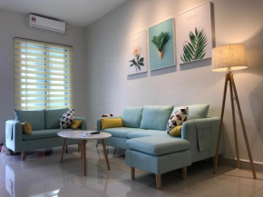 75 Cozy Home - Homestay Kluang (Gated and Guarded, Northern European Interior)